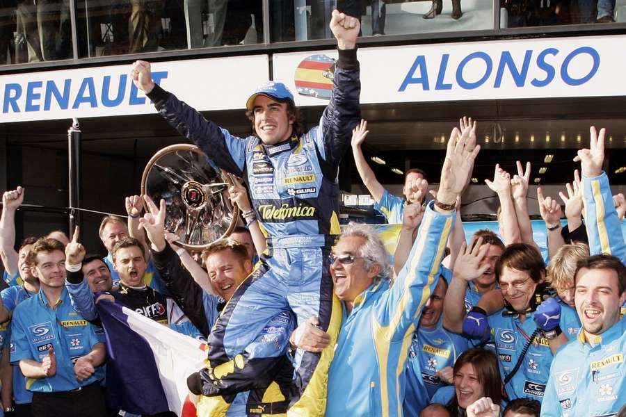 Fernando Alonso nach dem Gewinn seines zweiten WM-Titels 2006