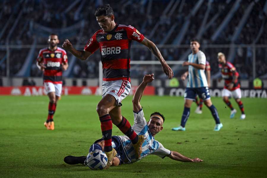 Fla cedeu empate ao Racing no segundo tempo