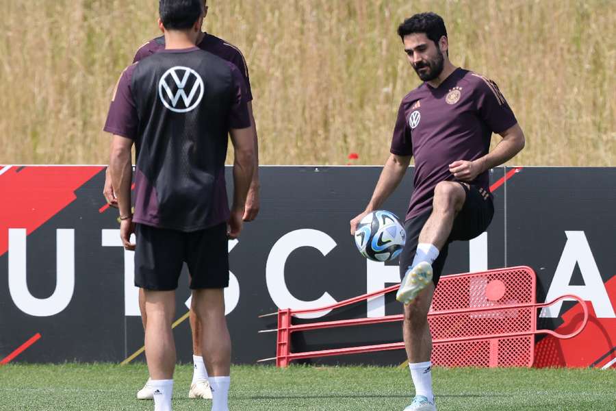 Gündoğan esteve a serviço da seleção alemã na última data FIFA