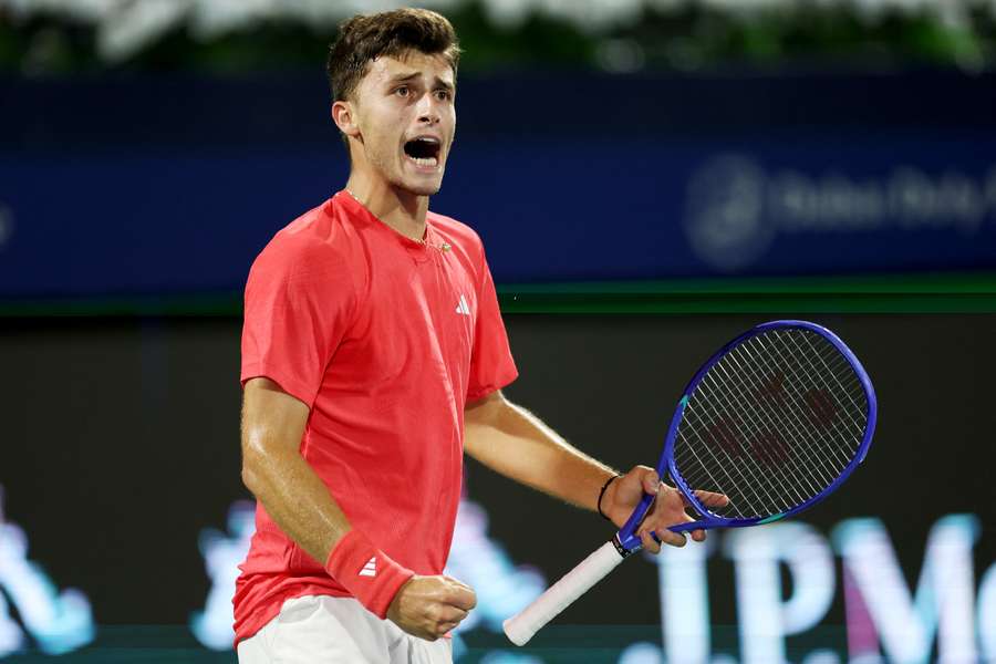 Luca Nardi durante il torneo di Dubai