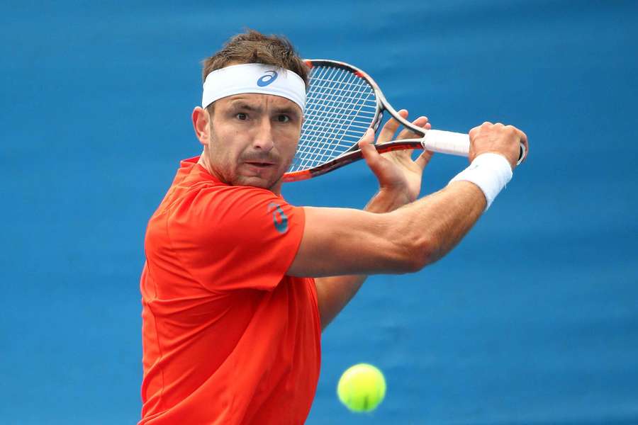 Matosevic golpea la bola