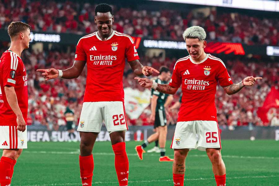Prestianni celebra com Durán