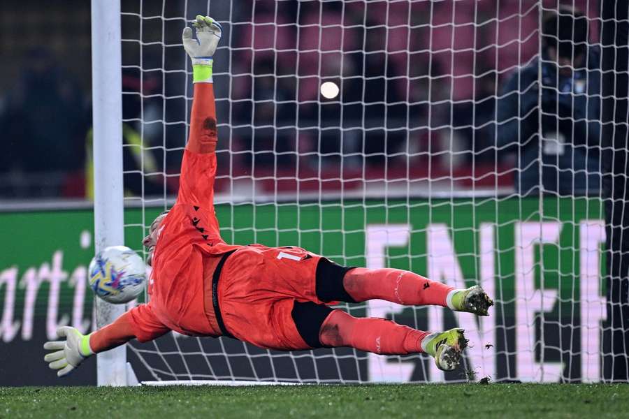 Skorupski musiał skapitulować przy dobitce, ale Bologna wygrywa z Torino