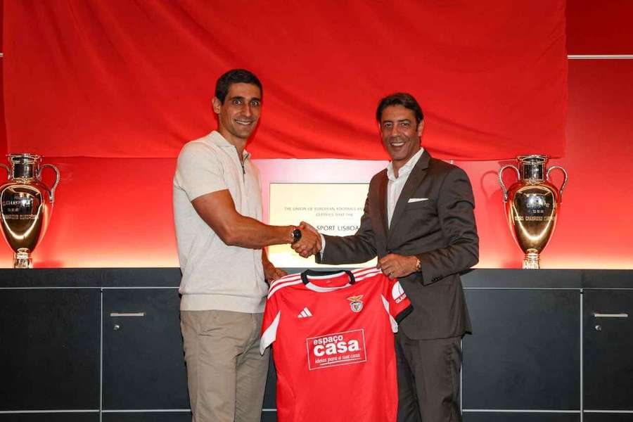 Ivan Baptista ao lado de Rui Costa