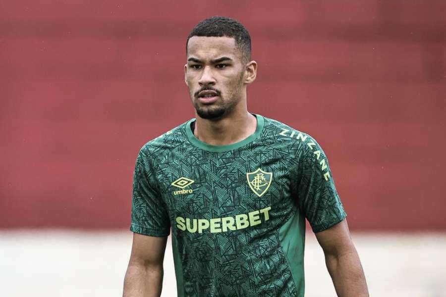Victor Hugo se despedirá do Fluminense depois de 10 meses