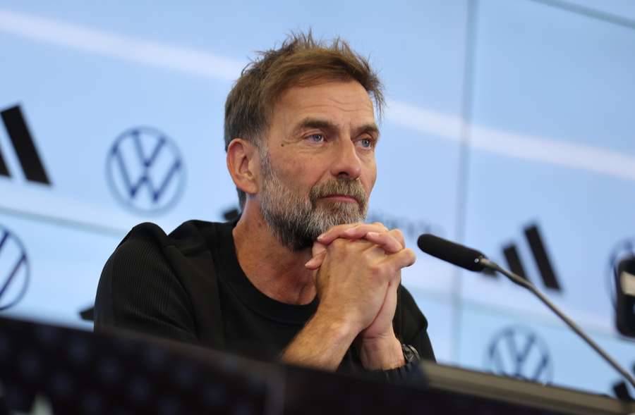 Klopp hat die Notbremse fest im Blick Klopp hat die Notbremse fest im Blick