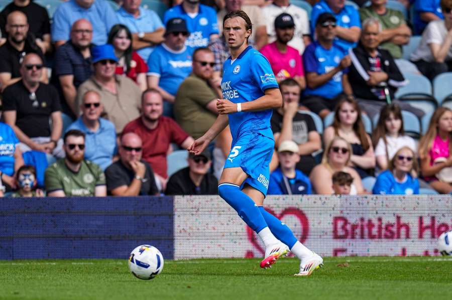 Oscar Wallin ao serviço do Peterborough United Oscar Wallin ao serviço do Peterborough United