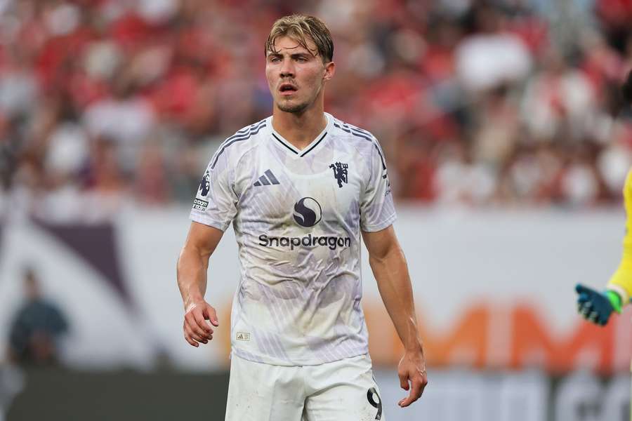 Bayern Munich uninterested as Man Utd continue to offer up failed striker Hojlund on loan