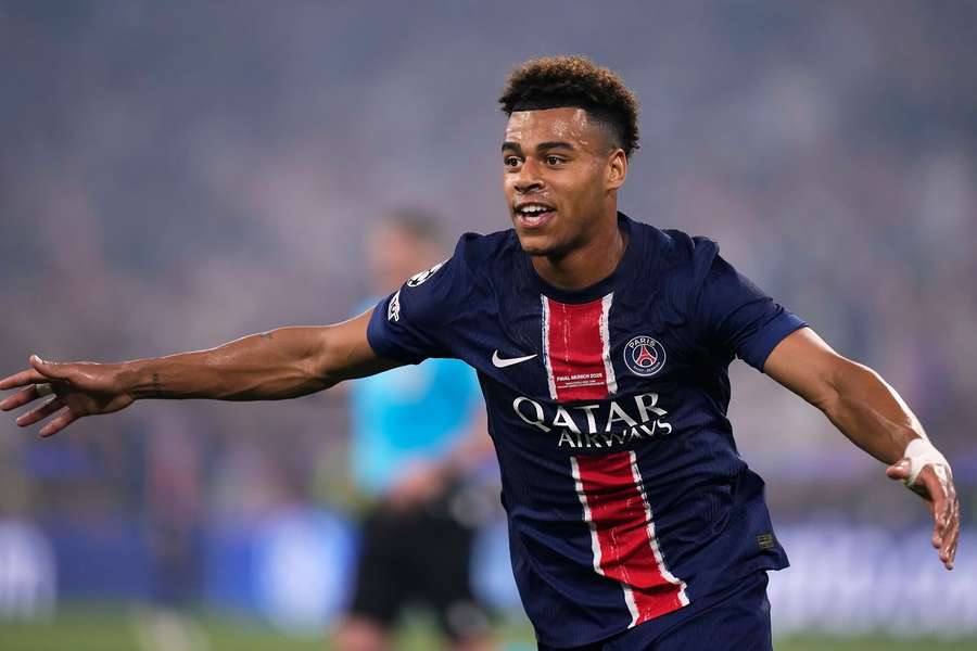 Doué marcou seu nome na história da Champions