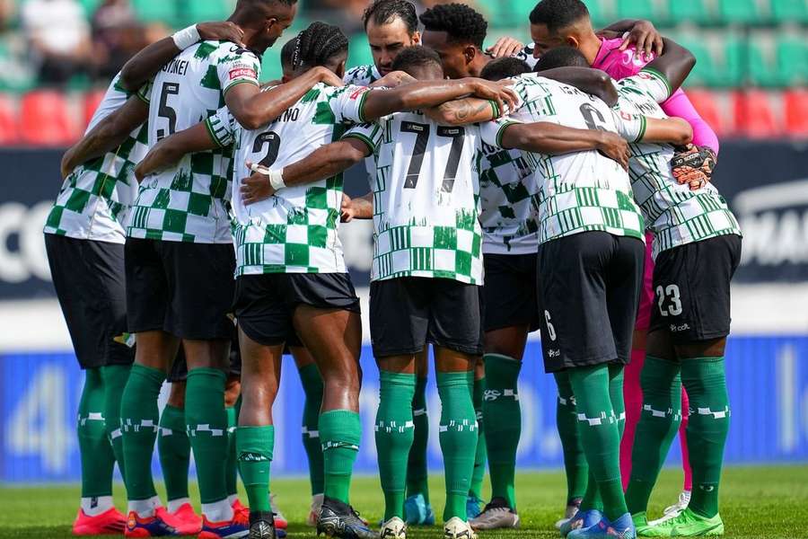 Equipe do Moreirense em campo