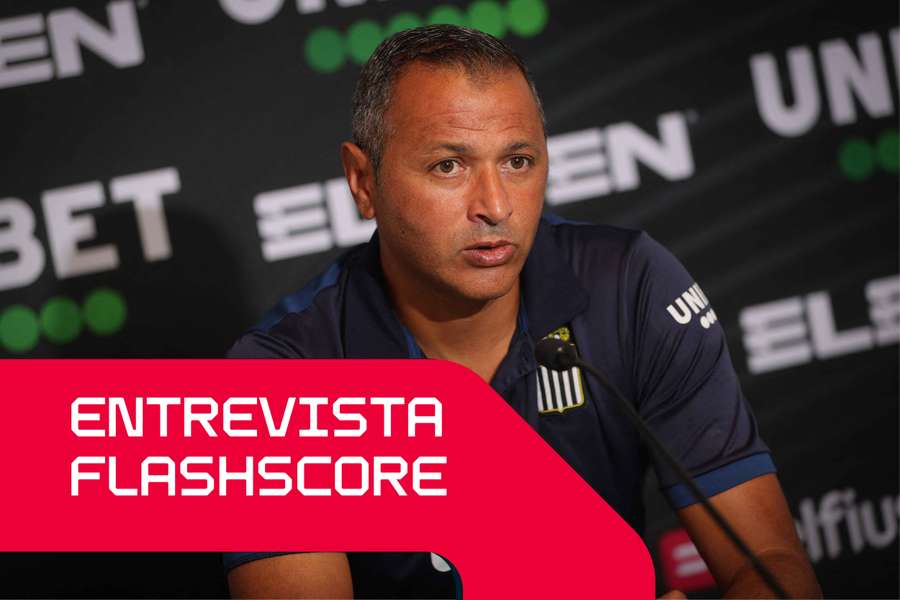 Abder Ramdane em 2022 com o Charleroi Abder Ramdane em 2022 com o Charleroi