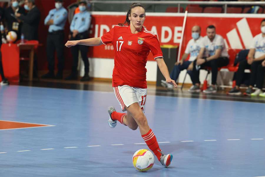 Angélica Alves atua no Benfica, clube ao qual chegou em 2021