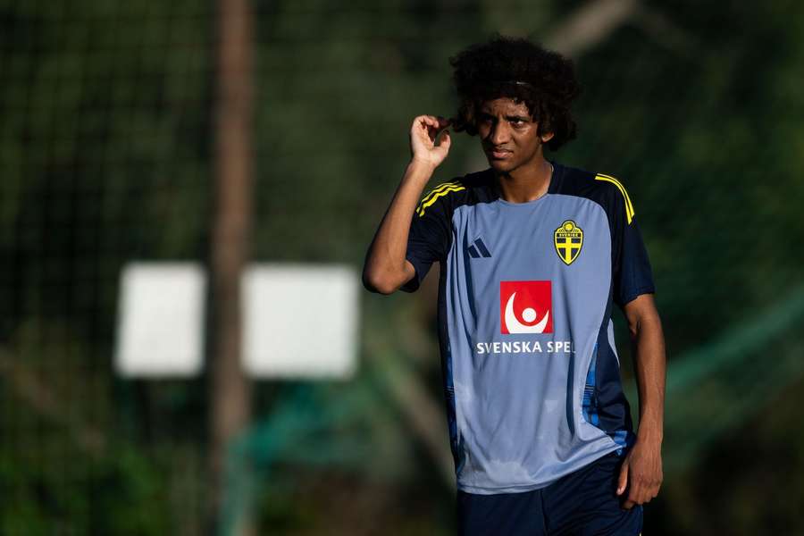 Malcolm Jeng has officially joined Feyenoord on loan Malcolm Jeng has officially joined Feyenoord on loan