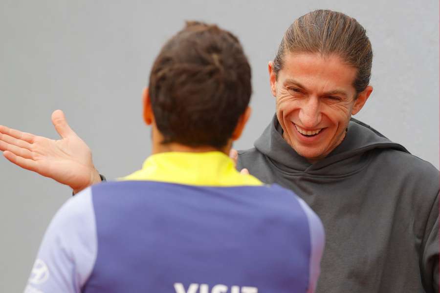 Filipe Luís em visita ao CT do Atlético de Madrid na Espanha Filipe Luís em visita ao CT do Atlético de Madrid na Espanha