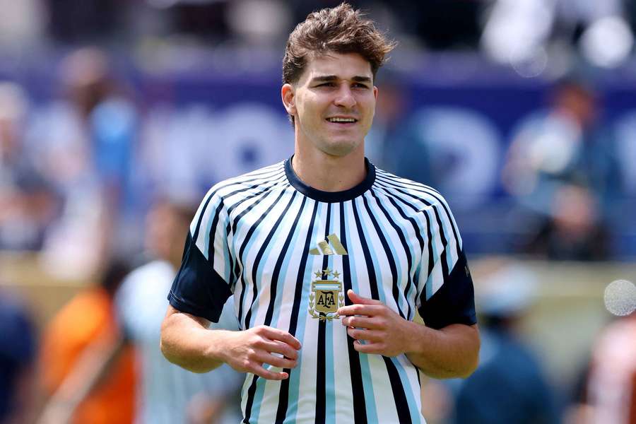 Julian Alvarez is being pursued by Barcelona Julian Alvarez is being pursued by Barcelona