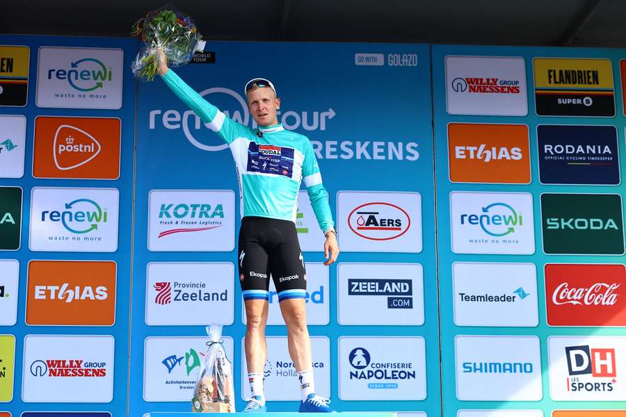 Tim Merlier reina en el Tour del Benelux
