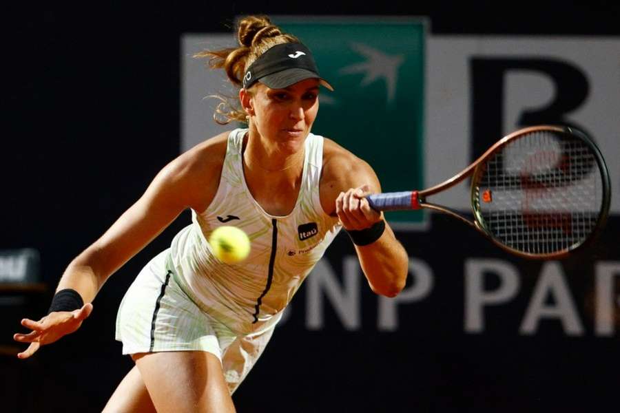 Bia Haddad segue para a segunda rodada do Grand Slam francês