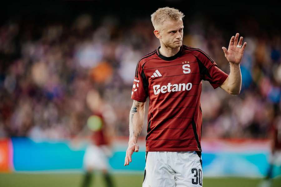 PŘESTUPY ONLINE: Horníček má zájemce v Premier League. Zelený pokračuje ve Spartě