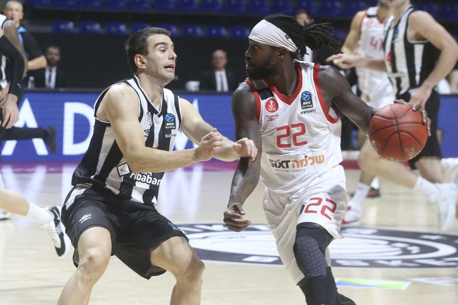 Patrick Beverley, con el Hapoel Tel Aviv
