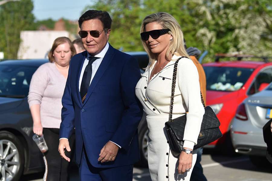 Los Radford: propietarios del Mansfield, rivales del Arsenal en la FA Cup... ¡con tres hijos Gunners!