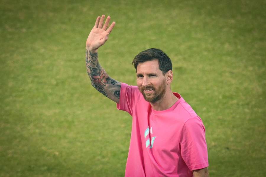 Laporta admits Messi's departure has made him "sad" and he plans "statue" in his honour