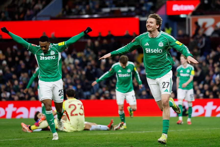 Woltemade marcou pelo Newcastle