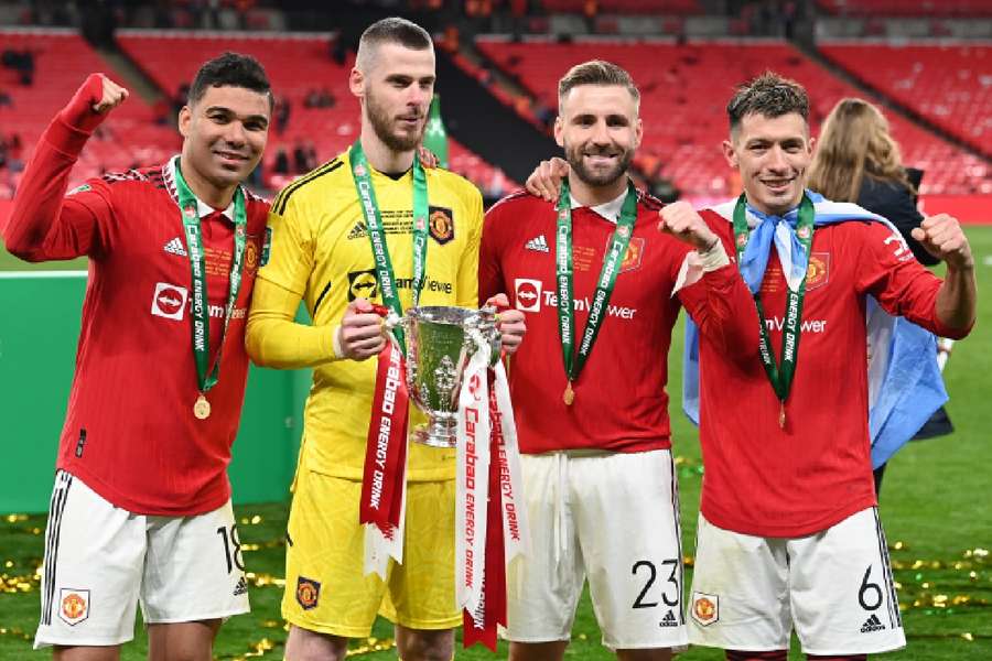 Los jugadores del Manchester United celebran la Copa de la Liga inglesa