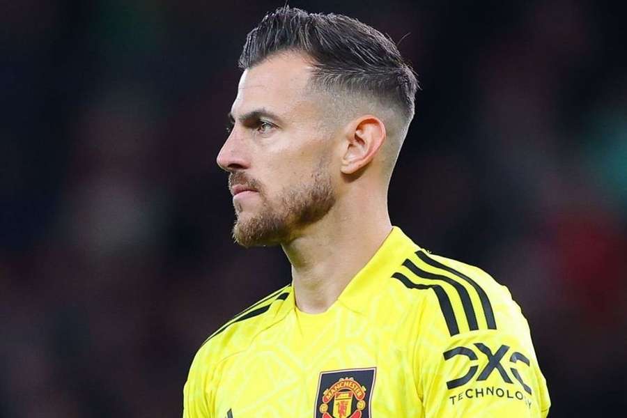 Dúbravka deixa o Manchester United depois de quatro meses