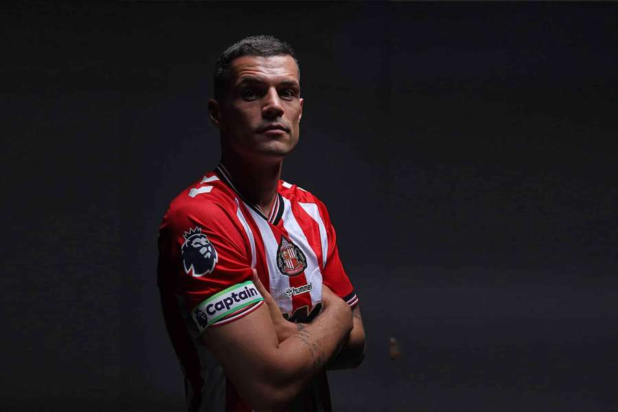 Xhaka je novým kapitánom Sunderlandu.