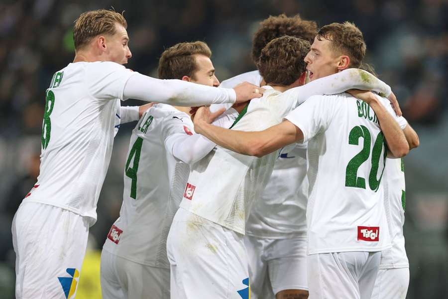 Wattens jubelt nach dem Heimsieg gegen Sturm Graz.