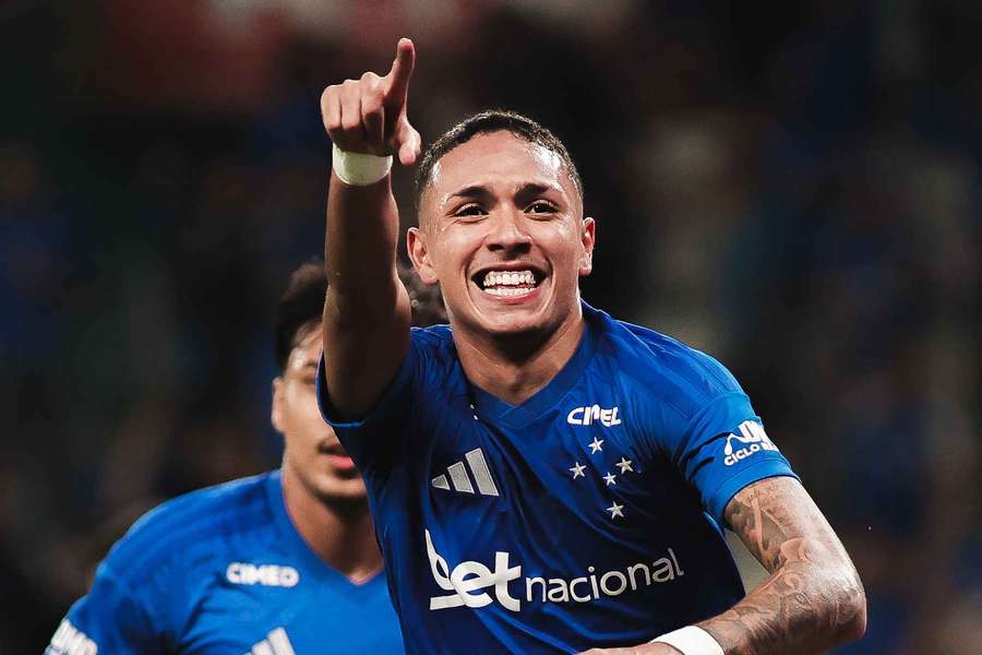 Kauã Moraes fez seu primeiro gol pelo time profissional do Cruzeiro