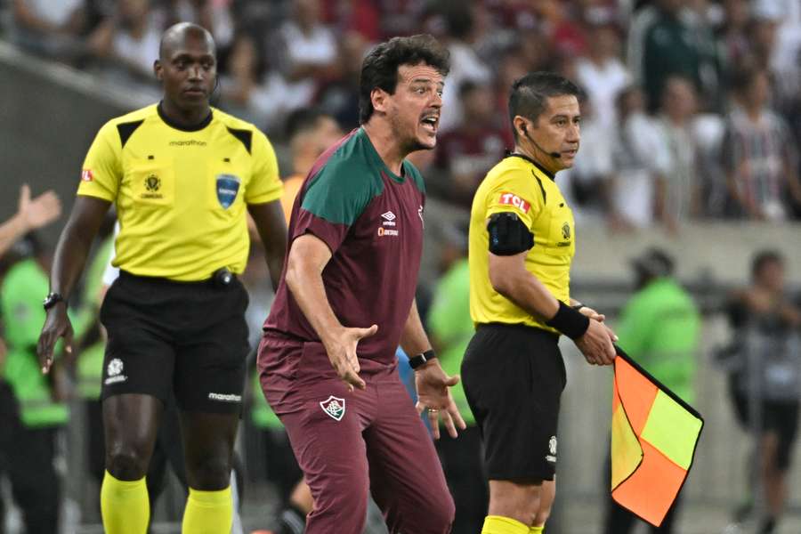 Fernando Diniz compaginará los cargos de entrenador del Fluminense y seleccionador de Brasil