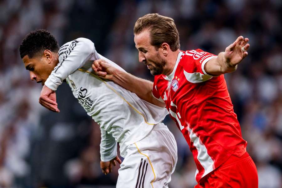 Zweikampf zwischen Bellingham und Kane im Hinspiel
