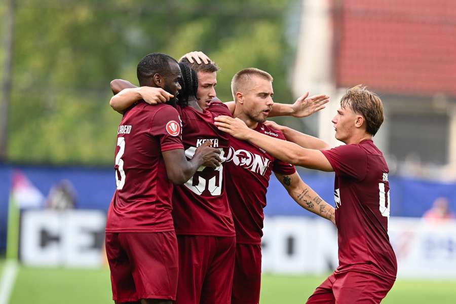 Antonio Bosec printre coechipieri la CFR Cluj 
