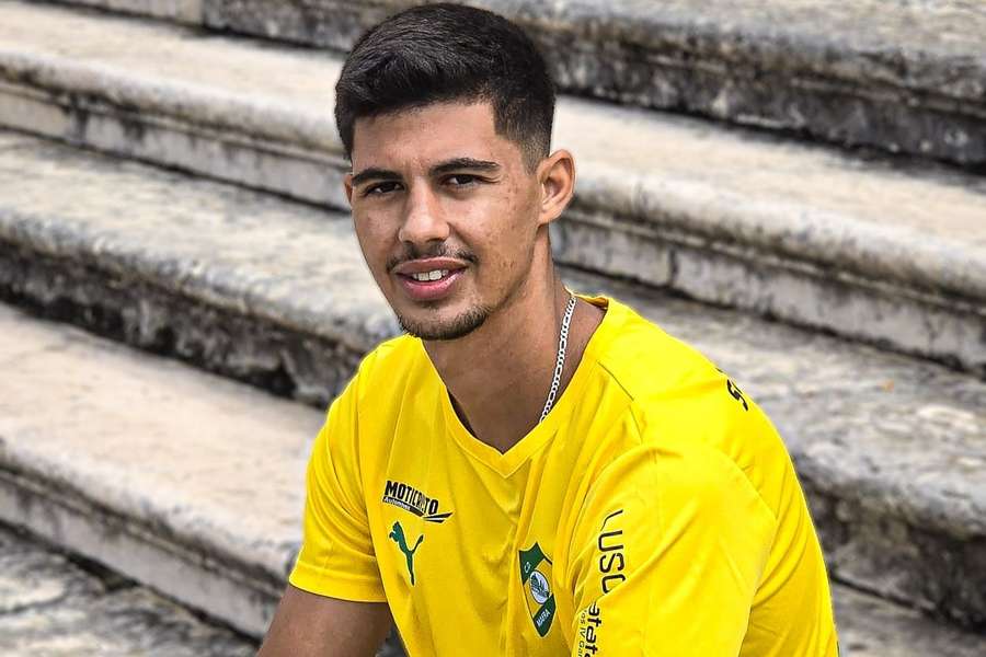 Diogo Capitão apresentado no Mafra