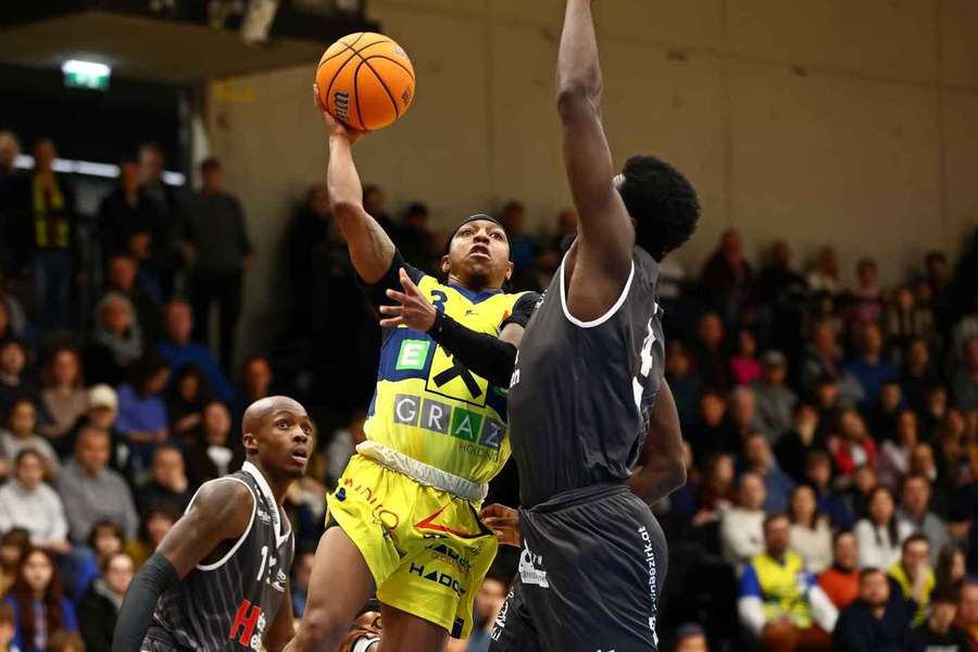 Graz gewinnt gegen Kapfenberg Graz gewinnt gegen Kapfenberg