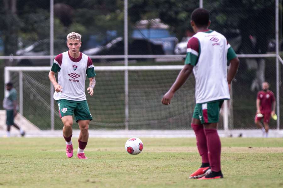 Em jogo-treino, o Flu bateu o Boavista por 2 a 0 antes de embarcar para São Carlos 