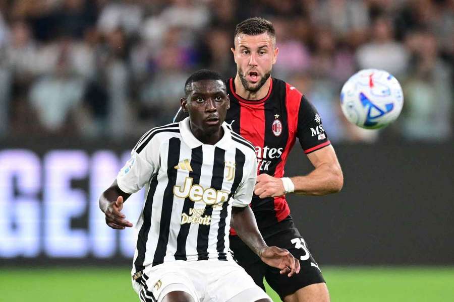 Kolo Muani im Spiel gegen Milan Kolo Muani im Spiel gegen Milan
