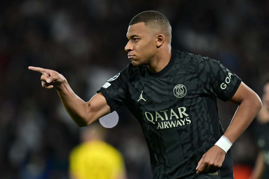 Mbappé inaugurou o marcador