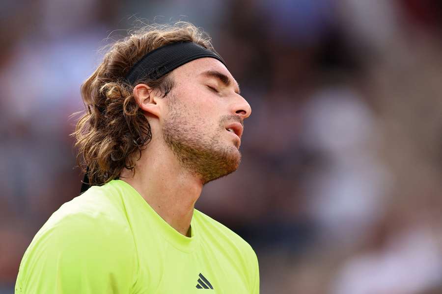 Tsitsipas mais uma vez decepcionou em um Grand Slam