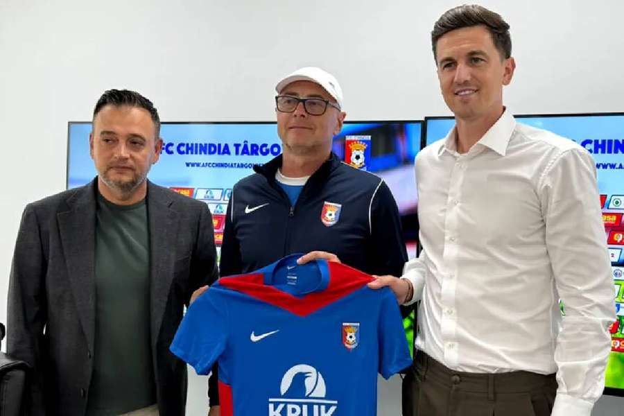 Leo Grozavu, prezentat oficial la Chindia