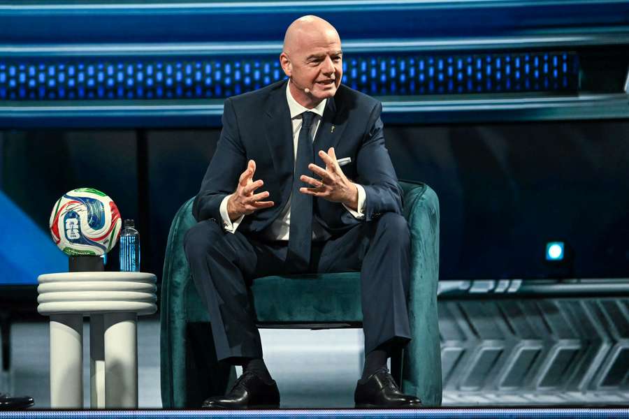 Prezes FIFA Gianni Infantino przemawia podczas American Business Forum w Kaseya Center w Miami 5 listopada 2025 r. Prezes FIFA Gianni Infantino przemawia podczas American Business Forum w Kaseya Center w Miami 5 listopada 2025 r.