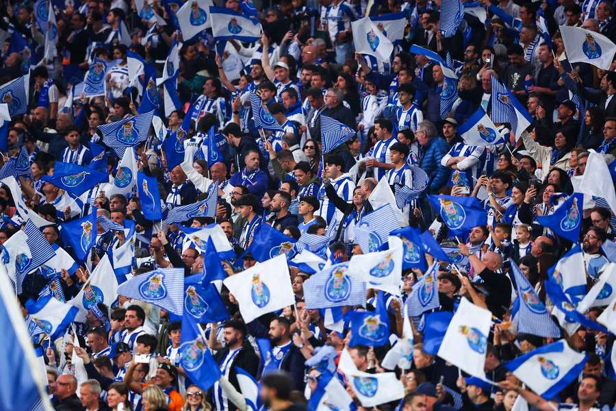 FC Porto vai receber indemnização FC Porto vai receber indemnização