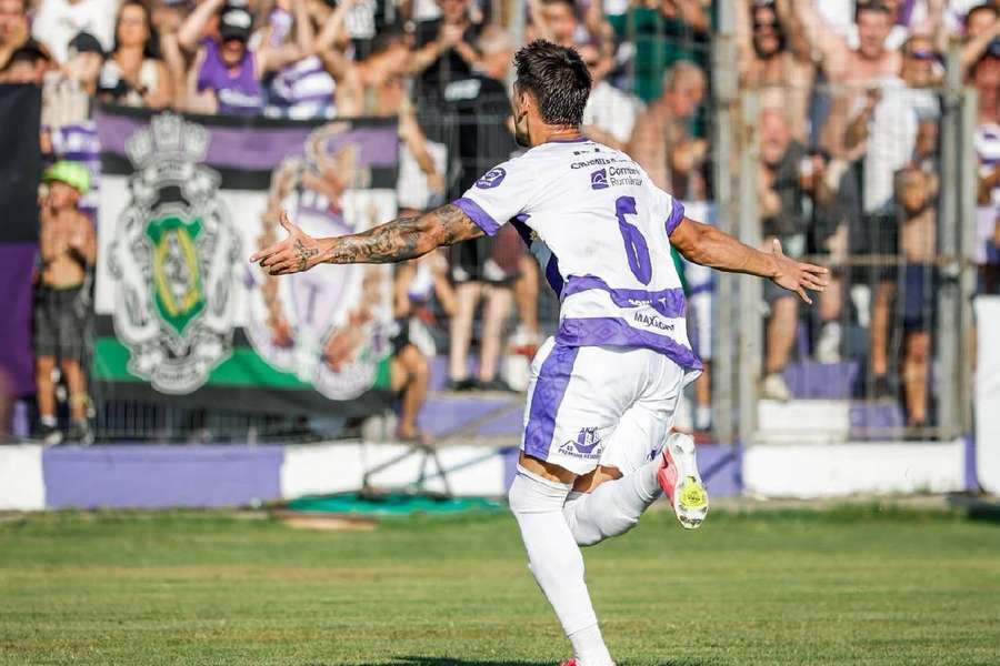 Debut cu succes pentru Dan Alexa și Poli Timișoara în Liga 2! Gol superb marcat de un fost stelist Debut cu succes pentru Dan Alexa și Poli Timișoara în Liga 2! Gol superb marcat de un fost stelist