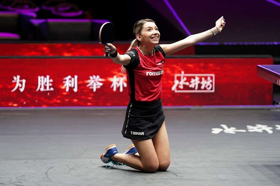 Bernadette Szocs, calificată în optimi la WTT Champions Macao după ce a învins numărul 5 mondial