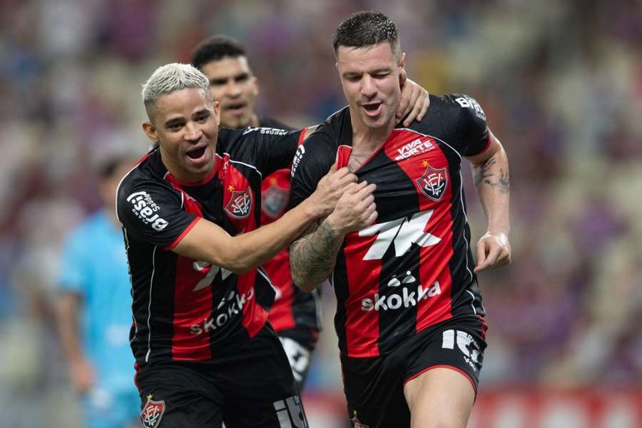 O Vitória venceu o Fortaleza de virada pela ida da final da Copa do Nordeste