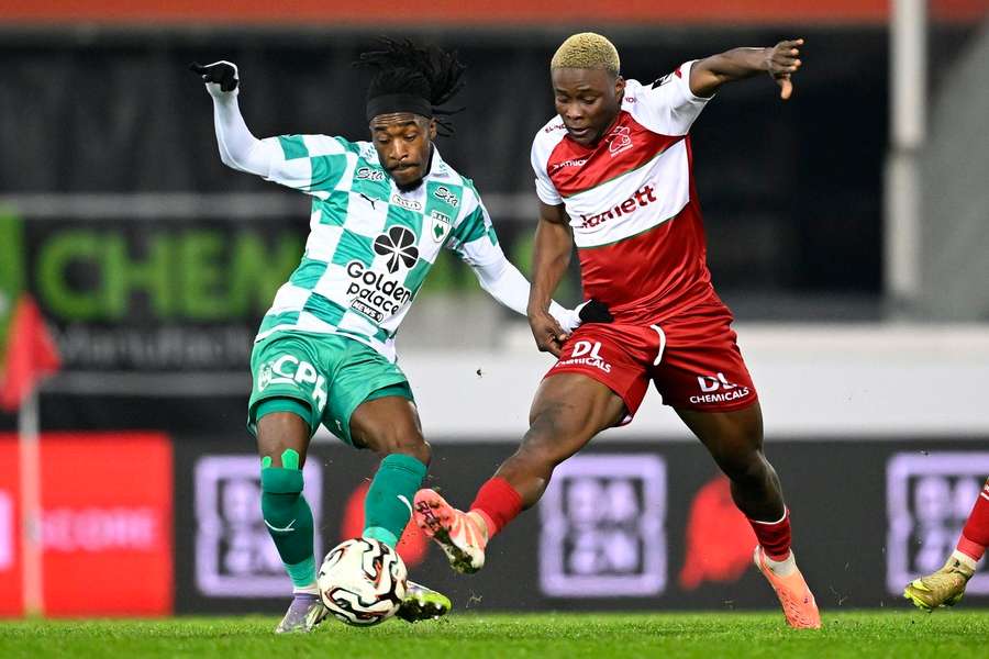 Tochukwu Nnadi tem dado nas vistas no Zulte Waregem, da Bélgica