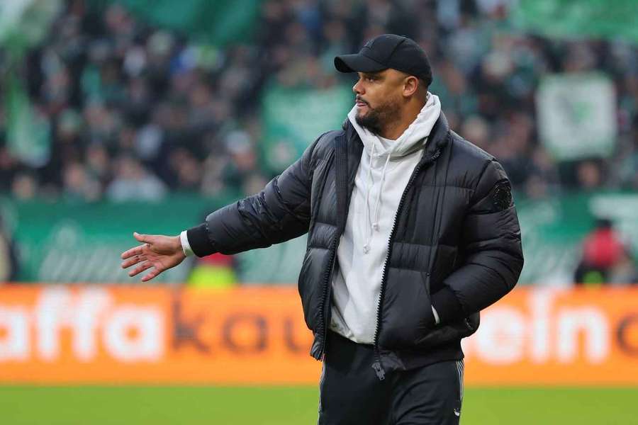 Kompany on the touchline for Bayern