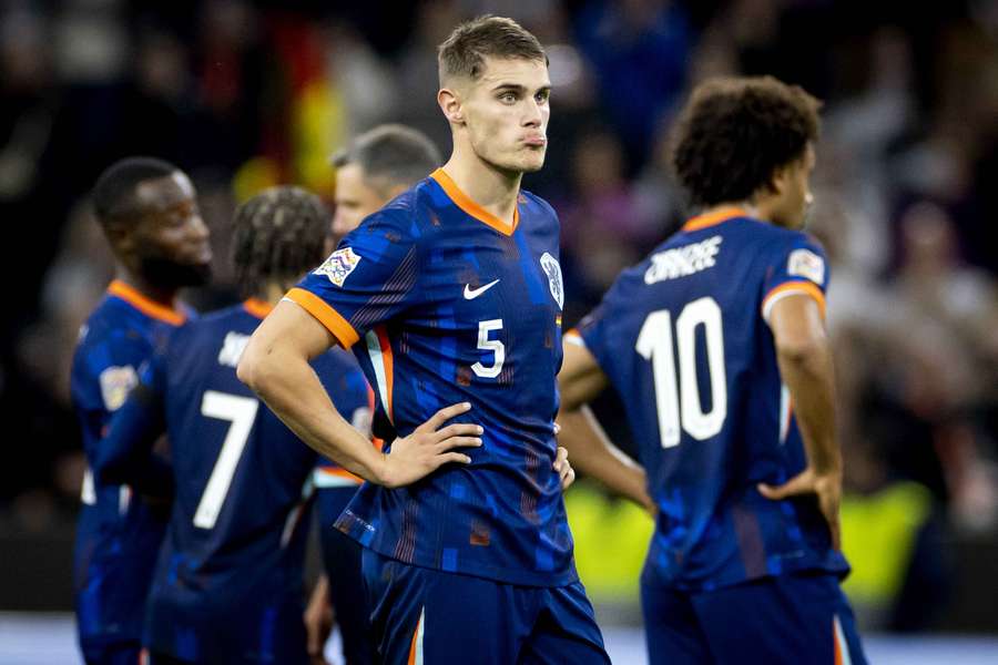 Micky van de Ven mist hoogstwaarschijnlijk de twee laatste duels van Oranje in de Nations League