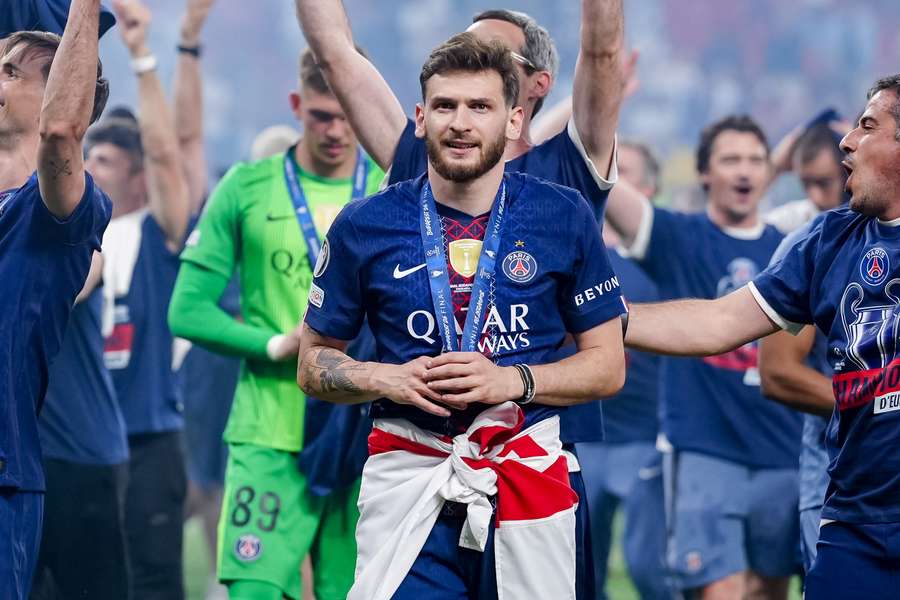UEFA: Khvicha Kvaratskhelia z PSG najlepszym zawodnikiem sezonu Ligi Mistrzów